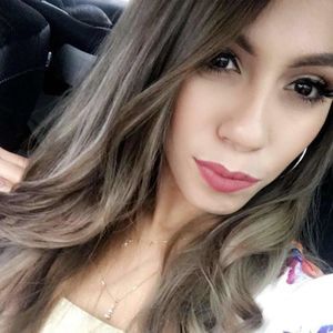 Meet your Posher, Beatriz